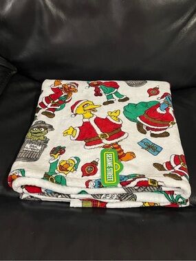Christmas Sesame Street Bath Towel